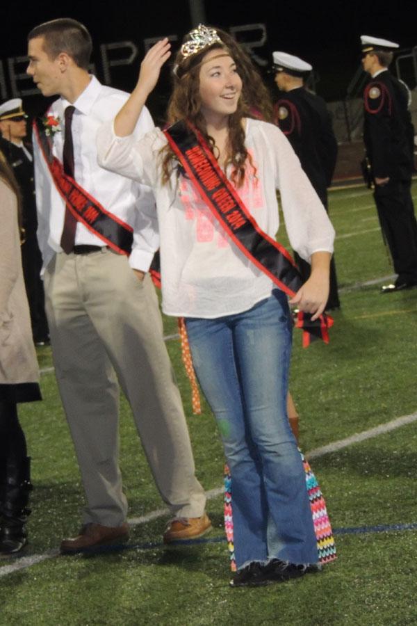 Homecoming Queen Dee Dee Dolan is crowned at the game