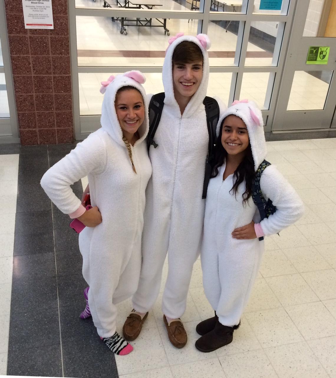 Photo of the Day 10/20/14: Pajama Day for Homecoming 2014 – The Lance