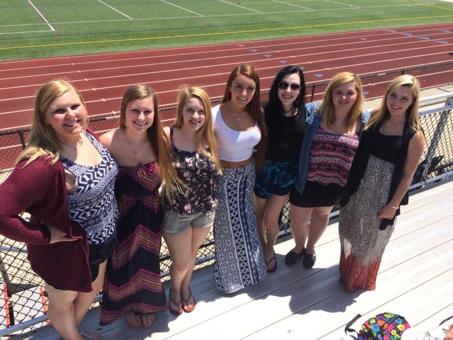 Taylor Wheelock, Kamryn Breidenstein, Mariah Wilson, Jordan Torres, Marissa de La Viez, Jessica Lombardi, and Jessie Turner enjoy their time together at the picnic.