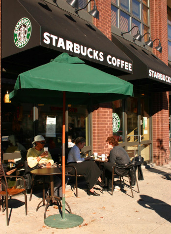 Starbucks in Washington D.C. (Elvert Barnes/Wikimedia Commons)