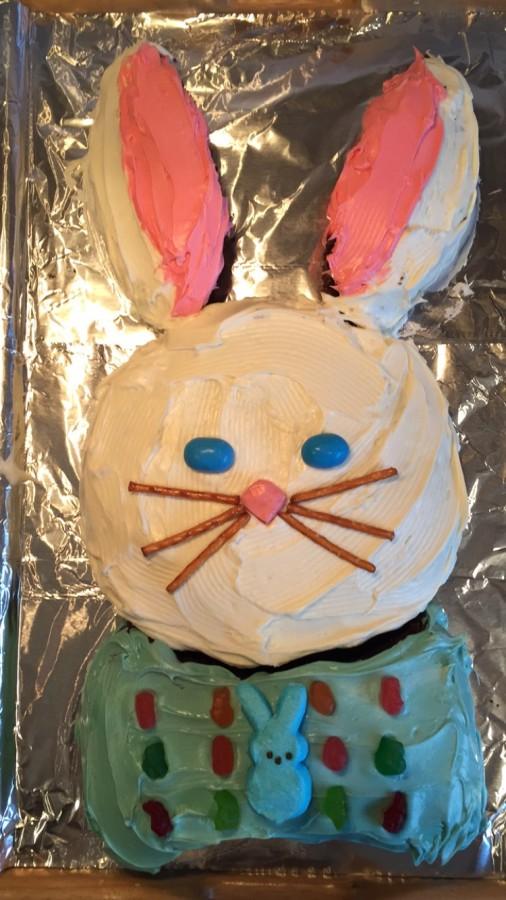 The finished bunny cake.