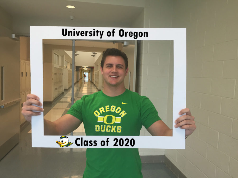 LHSsees2020: Ben Iwanski continues to run toward University of Oregon