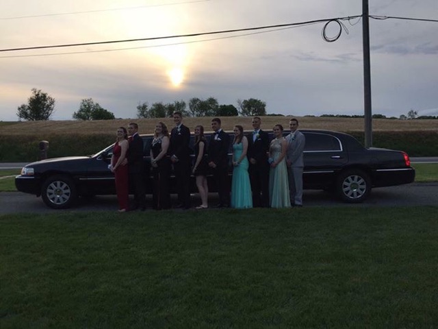 Junior Jordyn Hollar, senior Brian Traube, juniors Elizabeth McWillams, Desmon Crooks, sophomores Tori Hollar, Julie Heckert, junior EJ Assyrian, junior Cassie King, and senior Tyler Weiseckle.