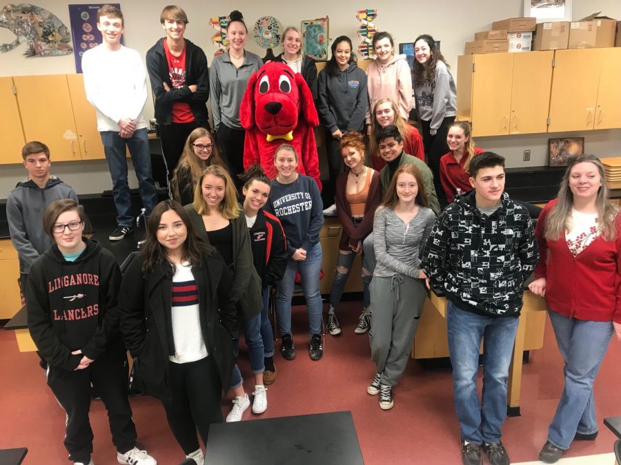 High school students may be way beyond the Clifford reading level, but they were enthusiastic about Clifford. 