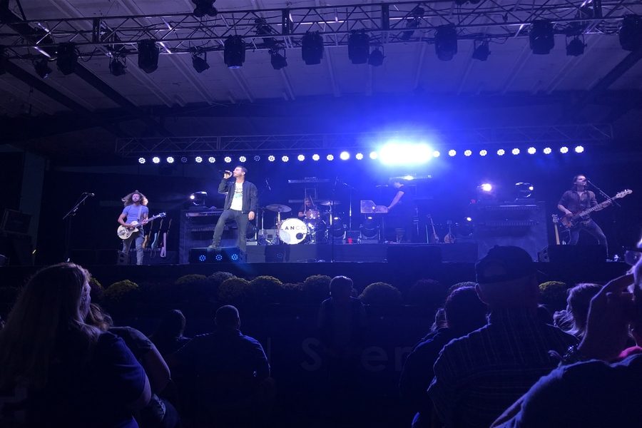 Lanco, a popular country band, stars in the Friday night show. 