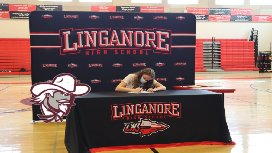 Audrey Kilgore signed her National Letter of Intent to continue playing Volleyball at Eastern Kentucky University. 