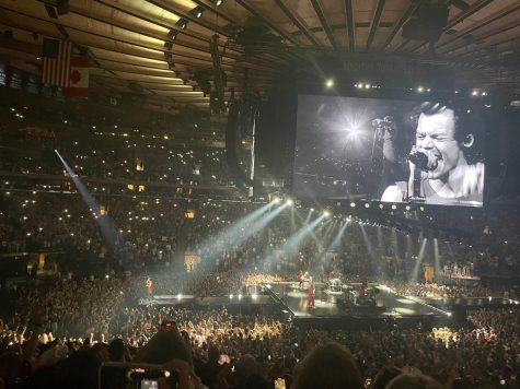 Harry Styles singing Sign of the Times during Night 8 of his residency at MSG. 