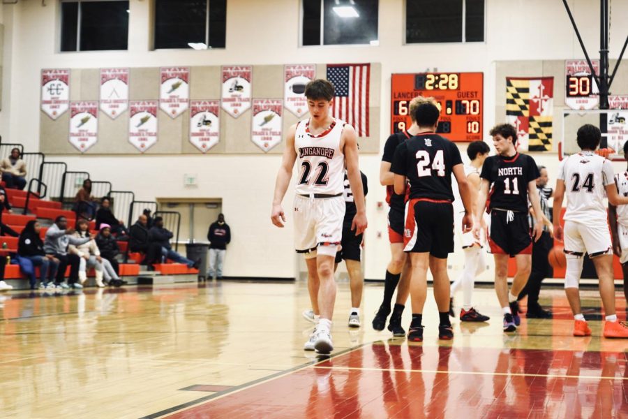 Leading+Linganore+scorer%2C+sophomore+Jake+Vollmer%2C+scored+17+points+in+a+close+game+against+North+Hagerstown.