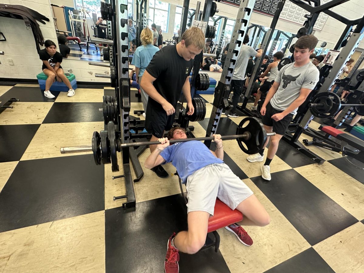 Gym goers are usually willing to help spot and lend a hand.