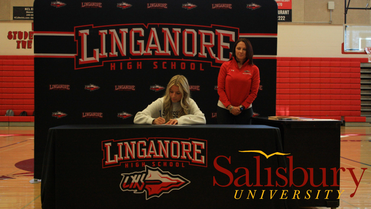 Leah Doy signs her National Letter of Intent  to play womens lacrosse at Salisbury University next fall.