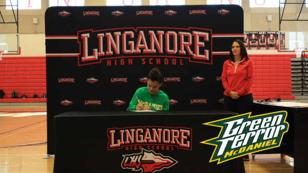 Trinity Lindblade signs her National Letter of Intent to play womens basketball at McDaniel College.