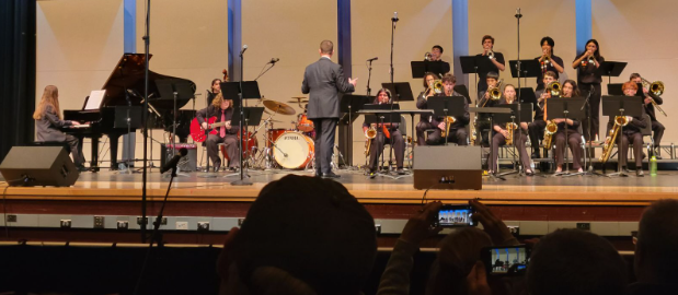 The+FCPS+All-County+Jazz+group+performed+their+set+on+the+LHS+auditorium+stage.+