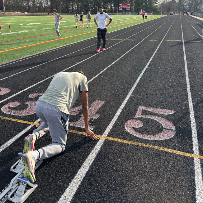 Class of 2026 Ricky Johnson gets set for 100m dash